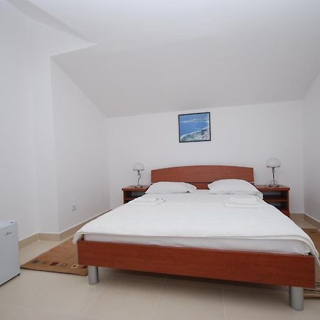 Pansion Anita Hotel Budva Ngoại thất bức ảnh